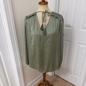T Tahari Balloon Sleeve Split Neck Blouse